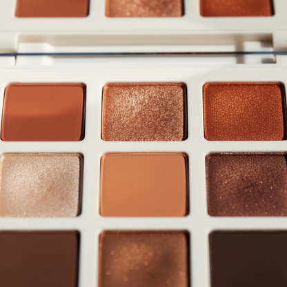 9-Pan Eyeshadow Palette — 14.4g